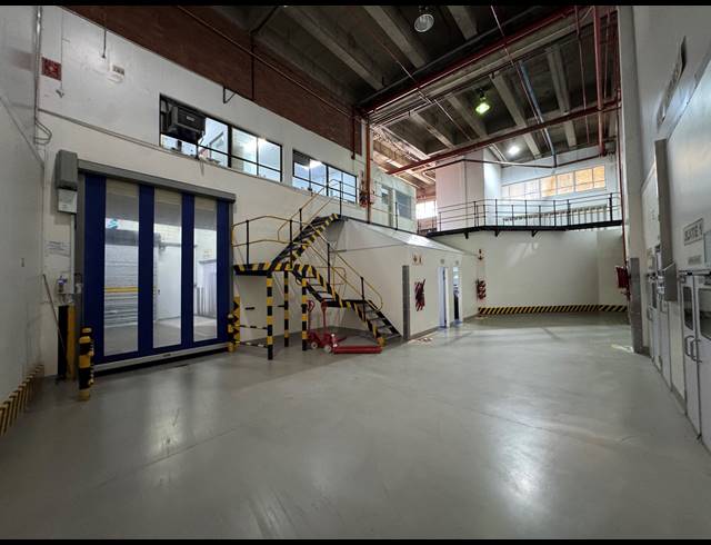19,162M² WAREHOUSE FOR SALE IN INDUSTRIA WEST